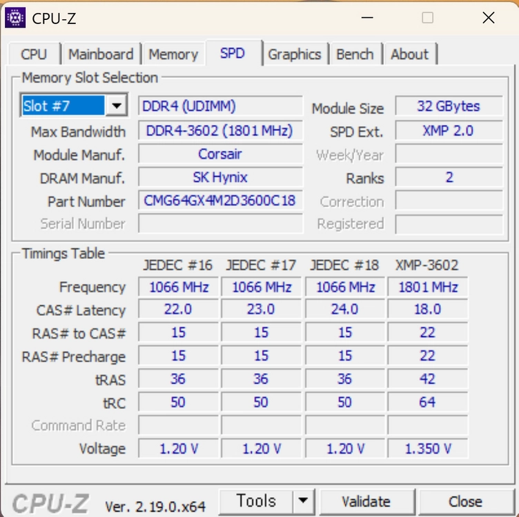 램/메모리 커세어 DDR4-3600 RGB 32GB x 8개 (총 256GB / 4개 단위 판매) 이미지