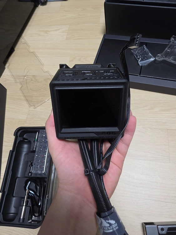 ROG RYUJIN III 360 ARGB EXTREME / 류진3 익스트림 360 수랭쿨러 판매 이미지