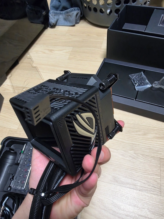 ROG RYUJIN III 360 ARGB EXTREME / 류진3 익스트림 360 수랭쿨러 판매 이미지