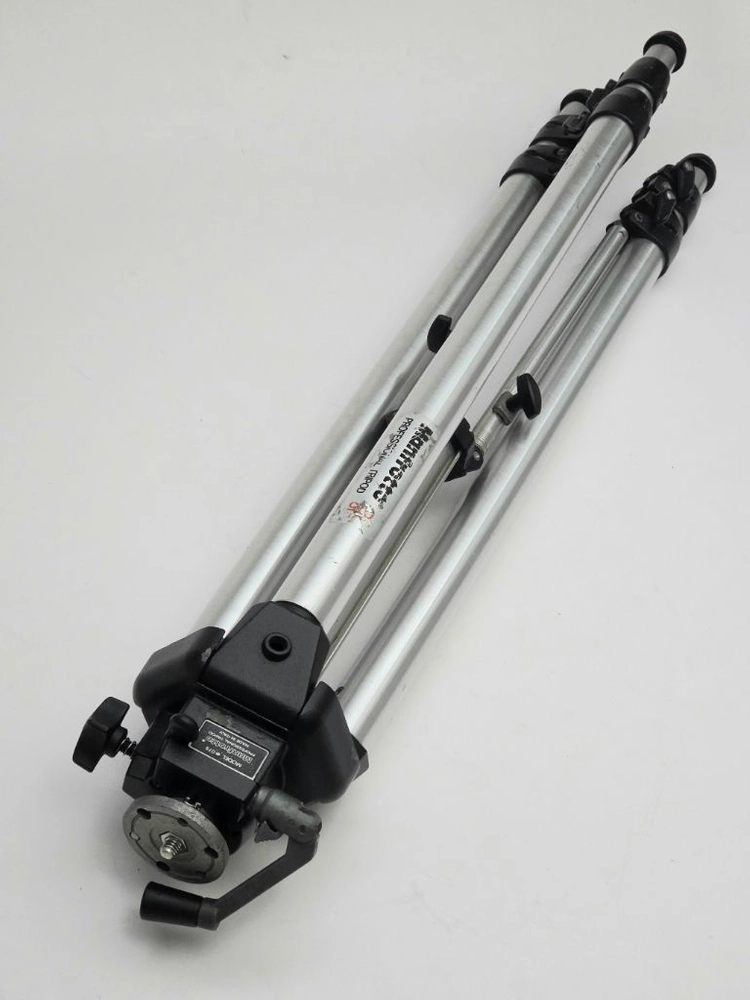 맨프로토 Manfrotto 075 대형 카메라 삼각대 이미지