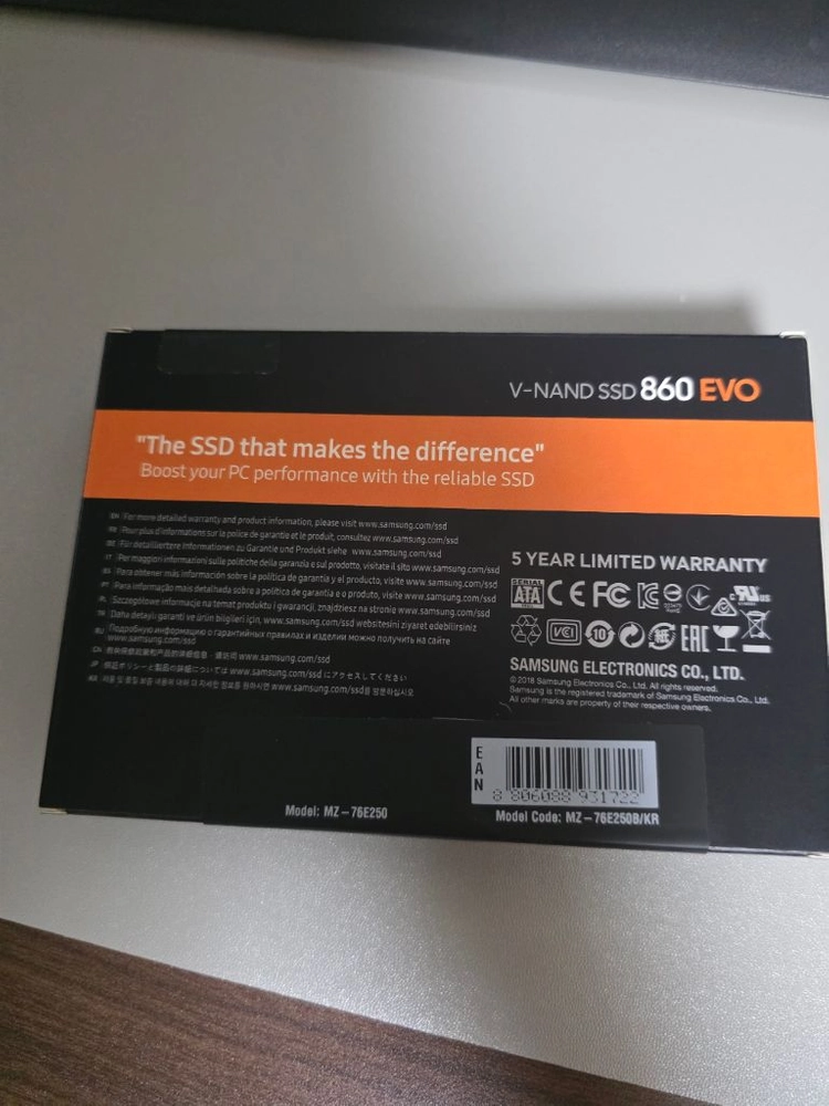 삼성 860 EVO SSD 250GB 미개봉제품 이미지