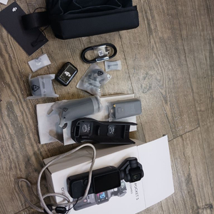 신품급DJI 포켓3 크리에이터 콤보 이미지