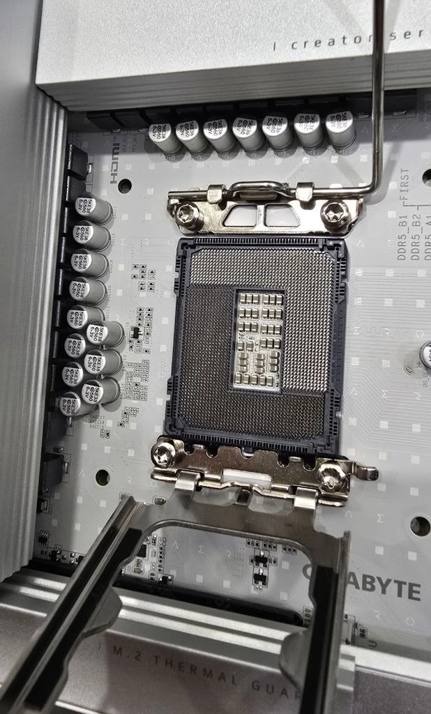 기가바이트 Z890 AERO G 이미지