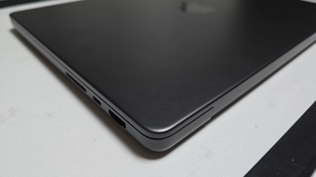 맥북프로 m3pro 14인치 18G 1T 이미지