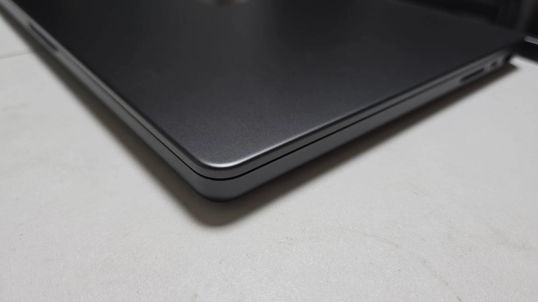 맥북프로 m3pro 14인치 18G 1T 이미지