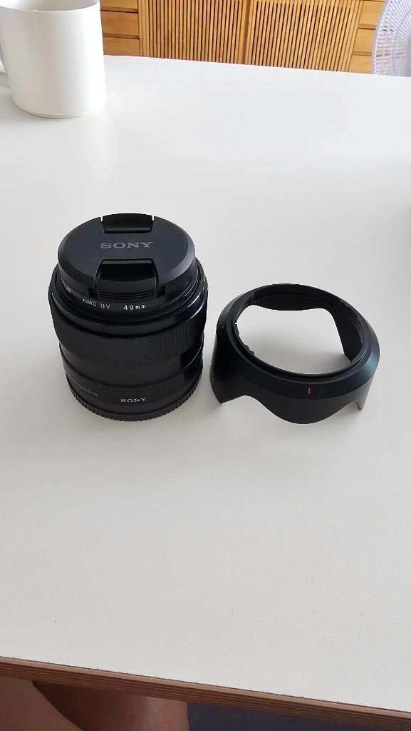 소니 렌즈 E35 F1.8 OSS (카페렌즈) 이미지