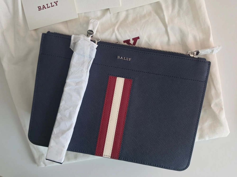 발리(BALLY) 정품 클러치백 새상품 판매합니다 이미지