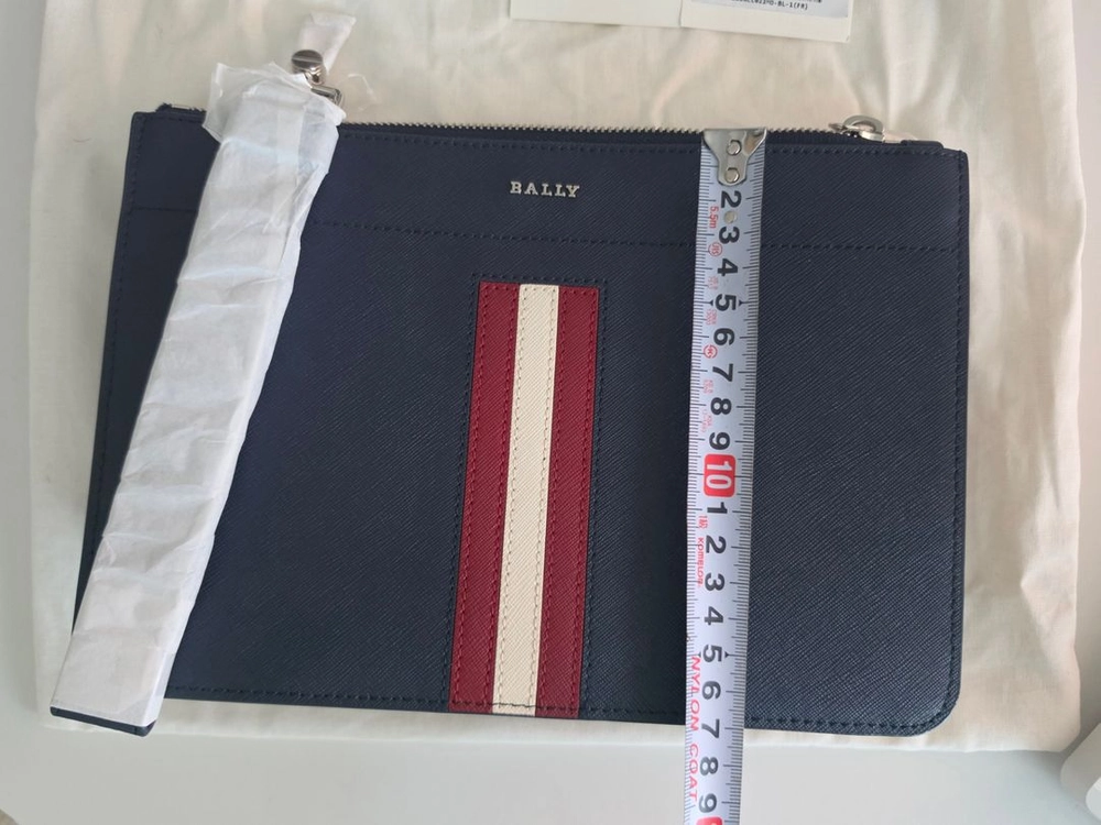 발리(BALLY) 정품 클러치백 새상품 판매합니다 이미지