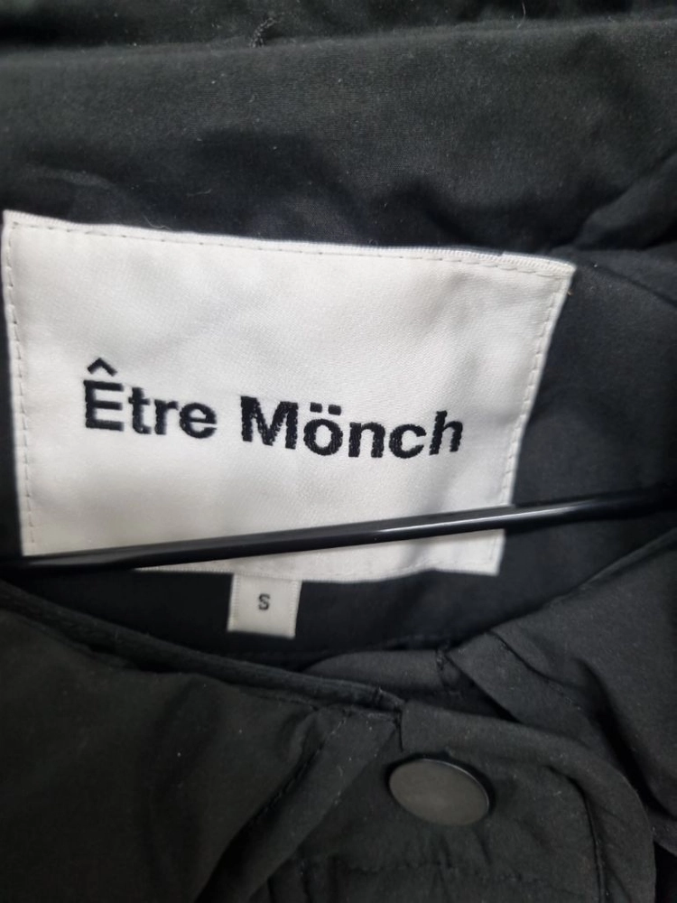[에트르 몽크 tre Mnch] 미니멀 하이넥 스퀘어 퀼팅 덕다운 패딩 점퍼 이미지