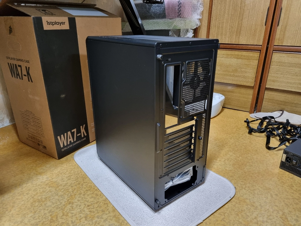 (필드테스트 사용)1stPlayer 와칠 WA7-K RGB PC 케이스 이미지