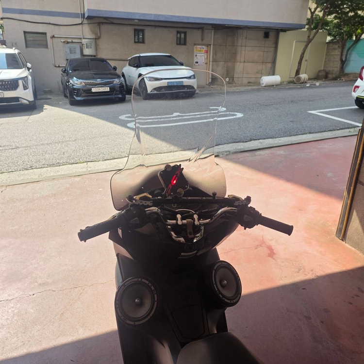 7_21년식 pcx125 abs 불바퀴 스피커튜닝 판매합니다 이미지