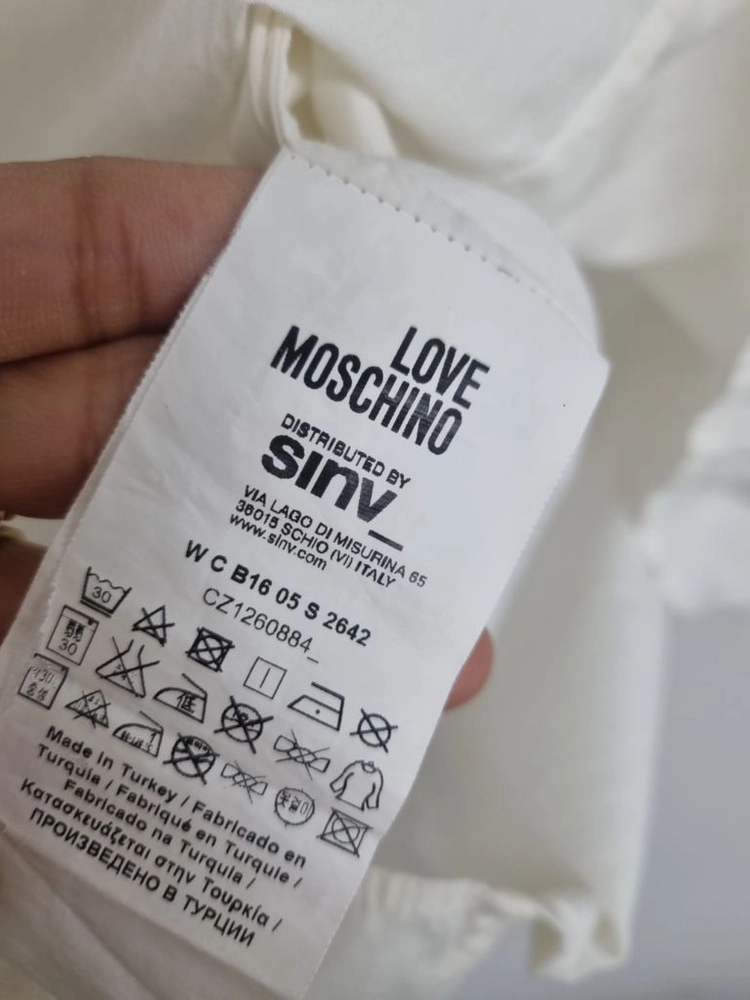 러브모스키노 LOVE MOSCHINO 패치 포인트 화이트 셔츠 46사이즈 이미지