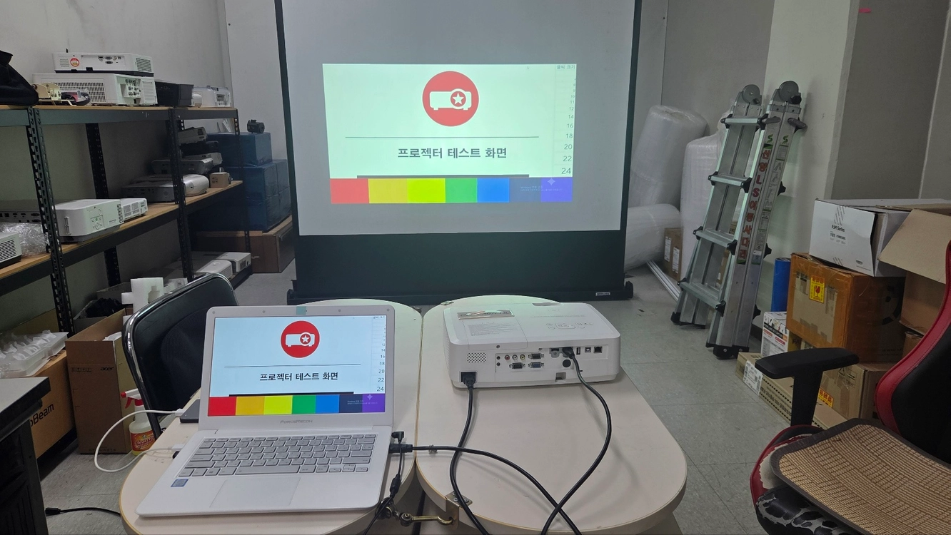 [A급/새램프/3개월AS] 프로젝터 LCD 캐논 3600안시 FHD 고화질 (CLP-367FHD) 정밀 클리닝완료 이미지