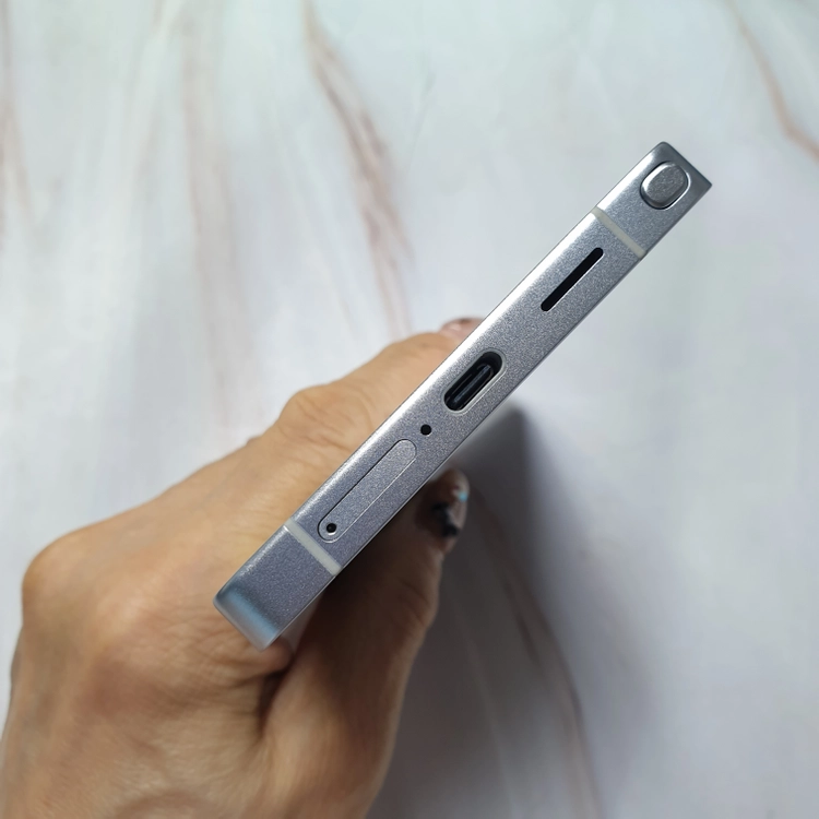 LG 갤럭시 S25울트라 티타늄화이트 256G S급 판매합니다 이미지