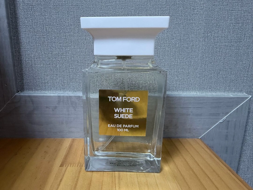 톰포드 화이트 스웨이드 오 드 퍼퓸 100ml 이미지