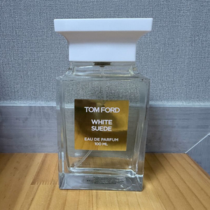 톰포드 화이트 스웨이드 오 드 퍼퓸 100ml 이미지