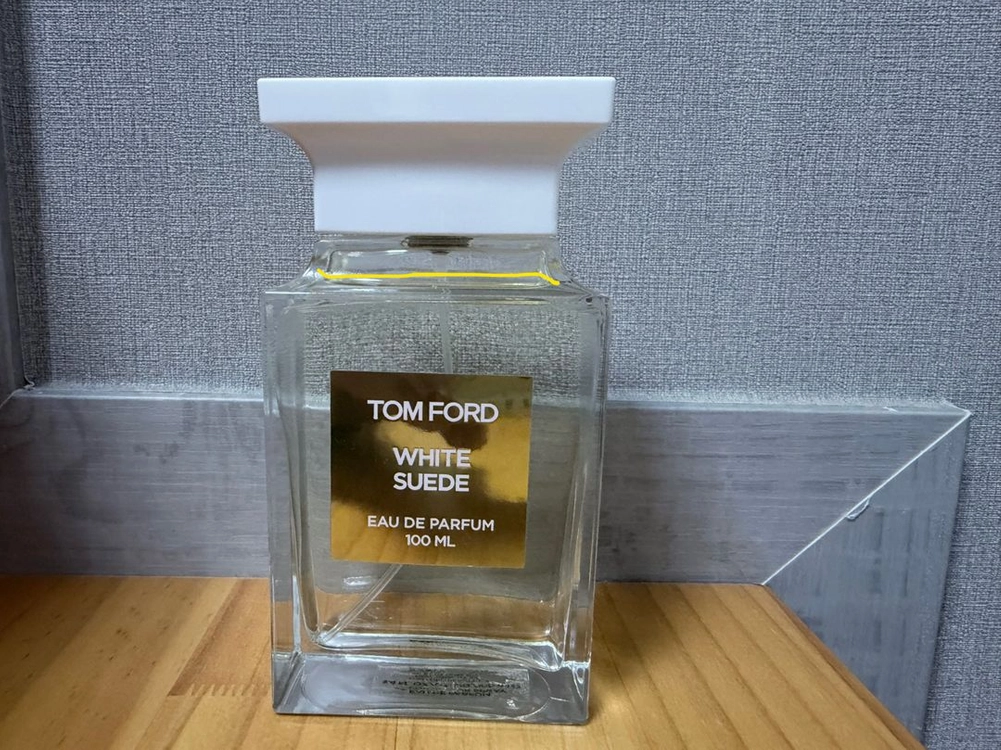 톰포드 화이트 스웨이드 오 드 퍼퓸 100ml 이미지