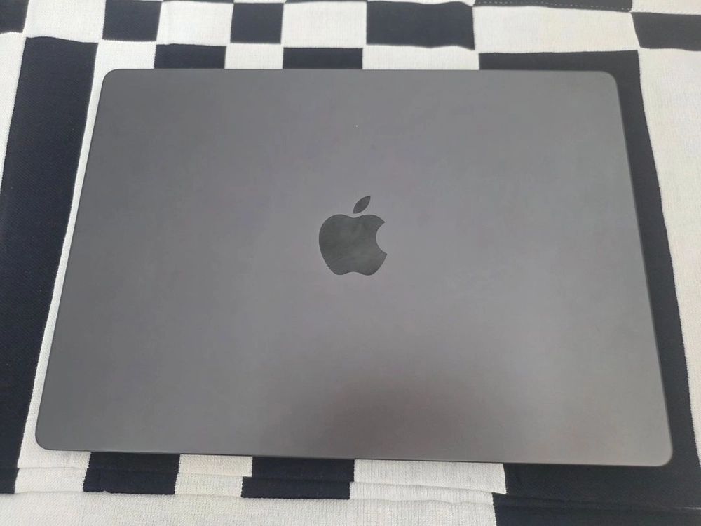 맥북 프로 14인치 M4 Max 128GB 2TB 스페이스 그레이 애플케어 2027년 12월 이미지