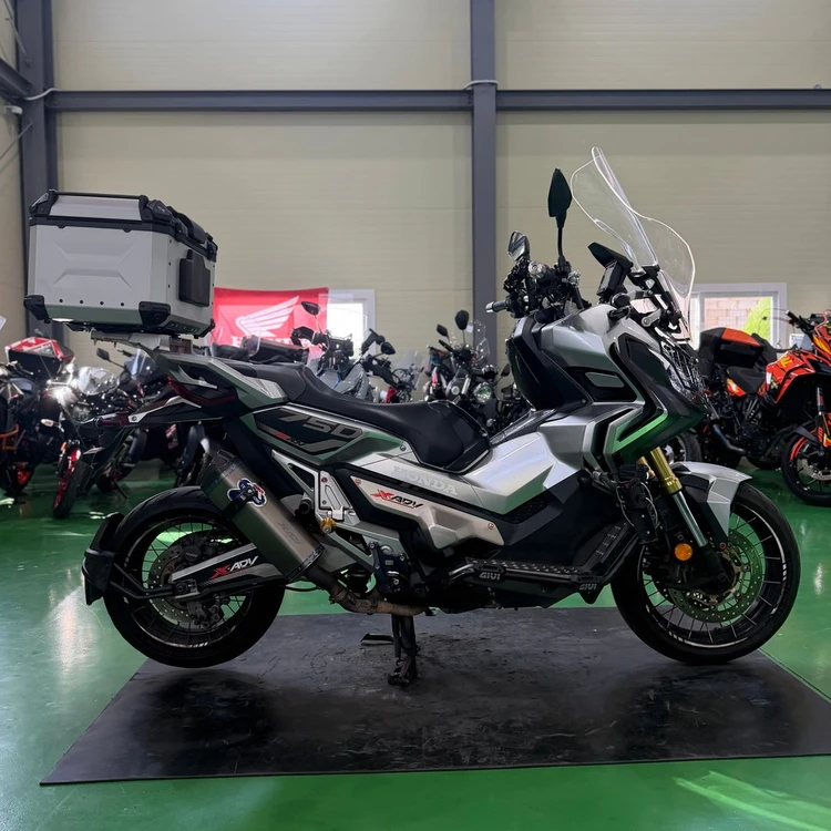 혼다 x-adv750 18년식 뗴르 머플러 구변o 스쿠터 판매합니다 이미지