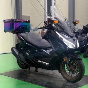 혼다 포르자350 25년식 3만키로 배달셋팅 스쿠터 판매합니다 이미지