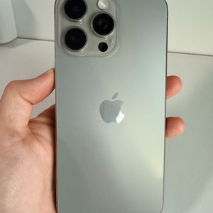 A급 아이폰 15 프로 맥스 256gb 티타늄 배터리 90퍼 as기간 남음 이미지