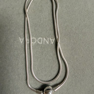 핀도라 에센스 목걸이 이미지