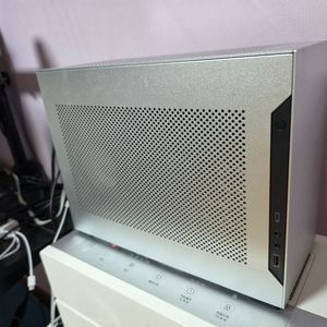 A4-H2O 9800x3d rtx5080 SFF 완본체 이미지