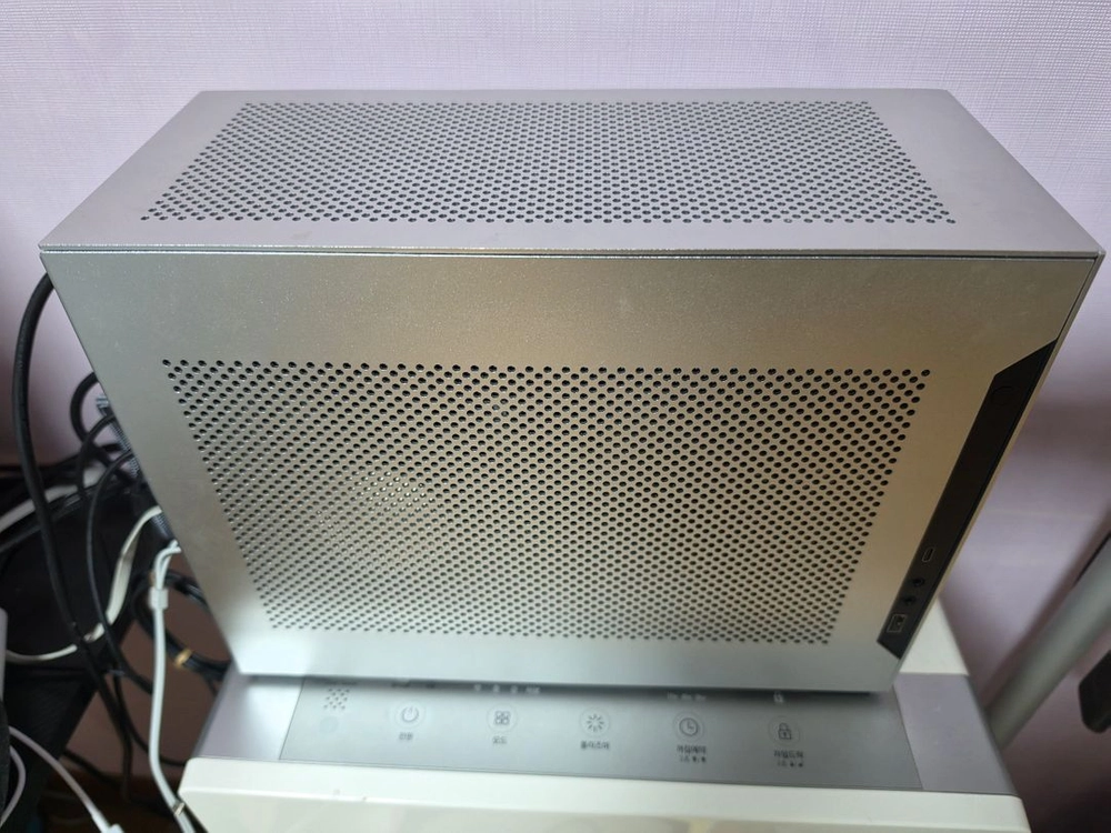 A4-H2O 9800x3d rtx5080 SFF 완본체 이미지