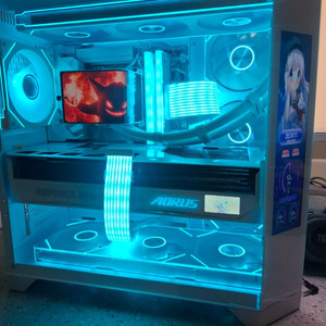 9800x3D , 32g , 5080 aorus master 화이트 pc 본체 이미지