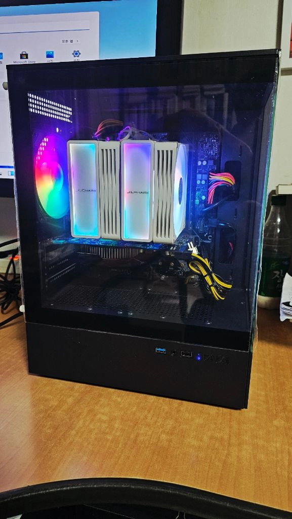 강력한 게이밍 PC RGB 본체 팝니다 - 안심되는 중고거래