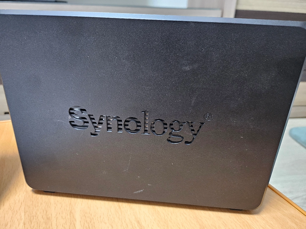Synology DS720+ NAS 서버 이미지