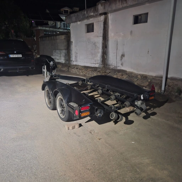 제트스키트레일러 이미지