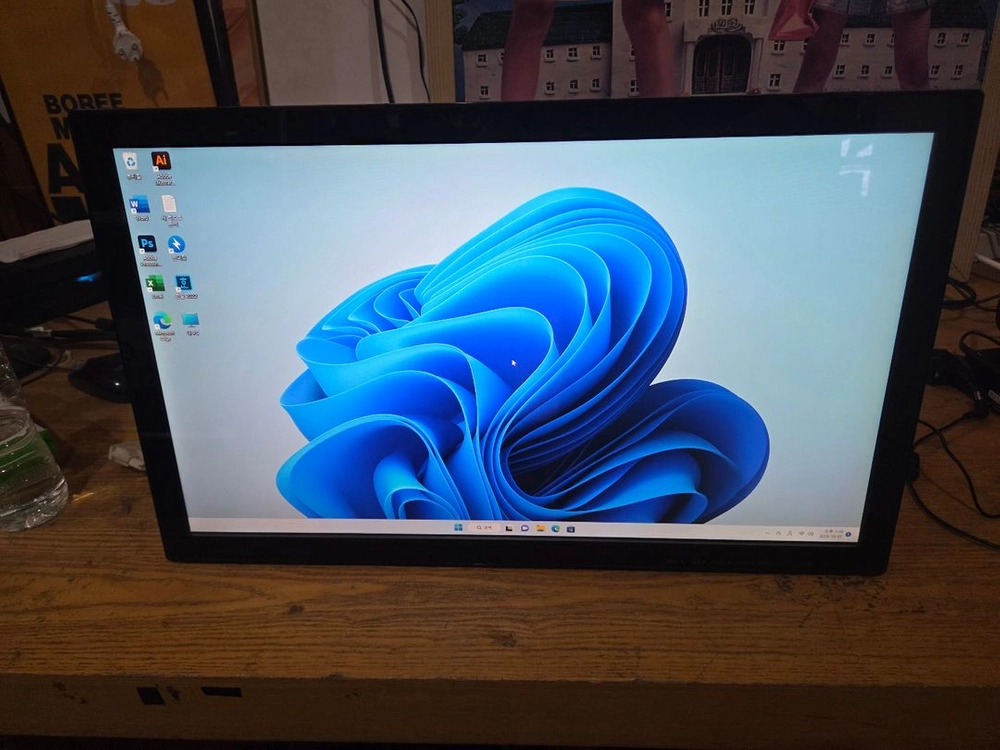 LG 23ET63 23인치 터치모니터 판매합니다. - 안심되는 중고거래