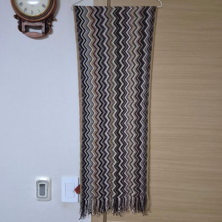미쏘니(MISSONI) 메탈릭 패턴 머플러 이미지