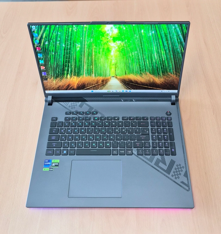 ASUS ROG SCAR G18 RTX4060 32GB/512GB게이밍노트북 판매합니다 이미지