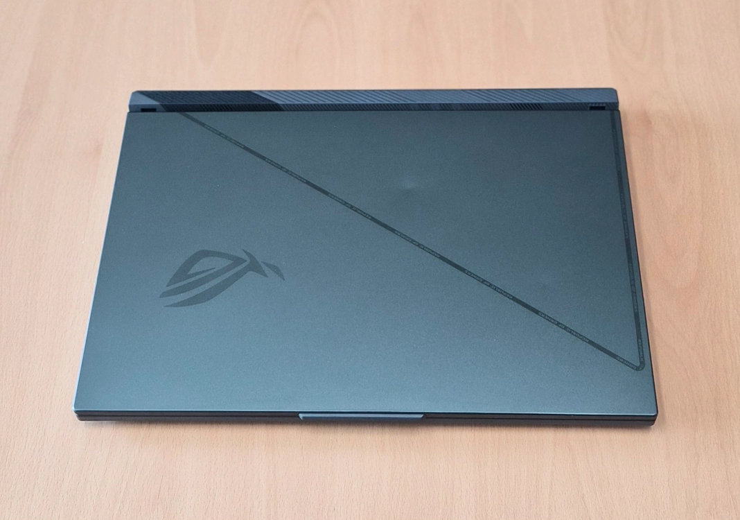 ASUS ROG SCAR G18 RTX4060 32GB/512GB게이밍노트북 판매합니다 이미지