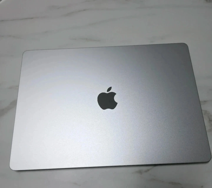 맥북 에어 15 M4 실버 M4 10코어 256GB 16GB 한글 사이클4 새상품급 이미지