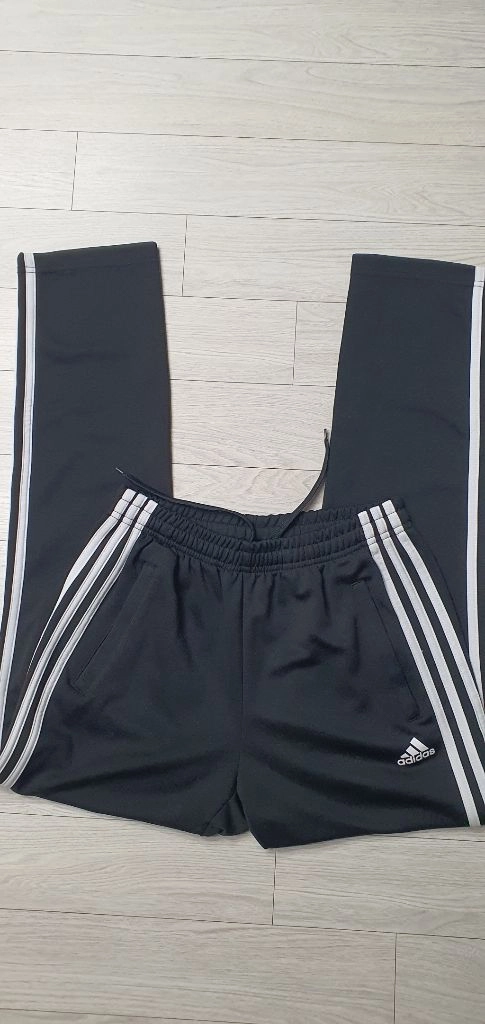 adidas 트레이닝바지(정품) L사이즈 31~33인치 가능함! 드라이완료! 이미지