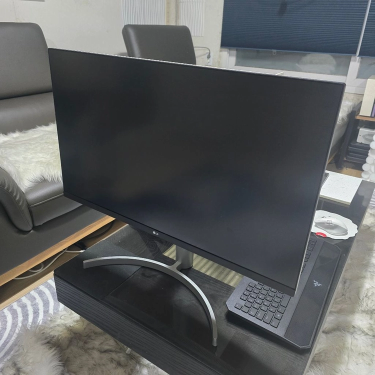 LG 32UN650 32인치 4K모니터. 이미지
