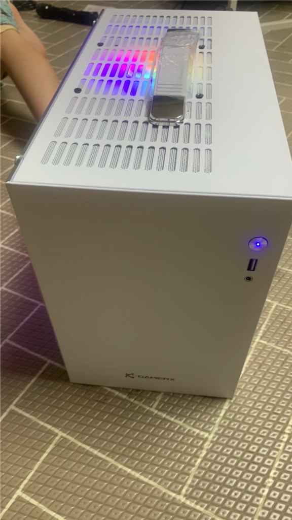 미니 ITX PC 케이스 이미지