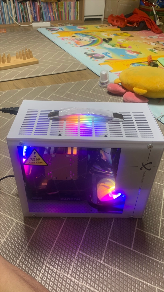 미니 ITX PC 케이스 이미지
