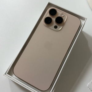 아이폰16프로 256G 데저트 티타늄 리퍼 새제품 판매 이미지