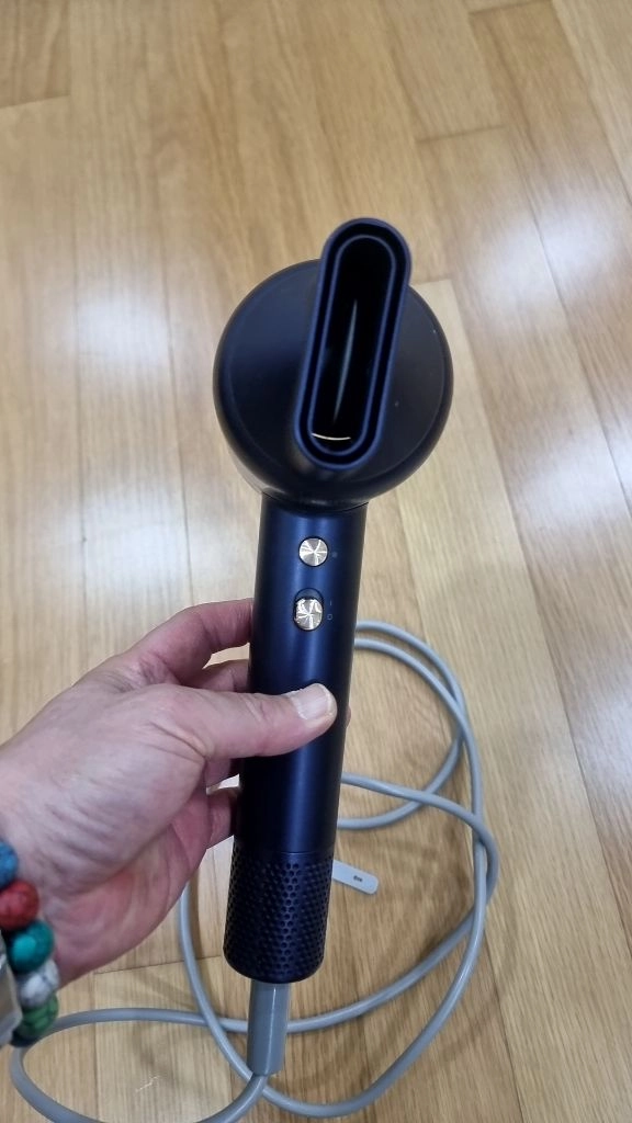 FORTISSIMO 헤어 드라이어 팝니다.(저소음,강한바람) 이미지