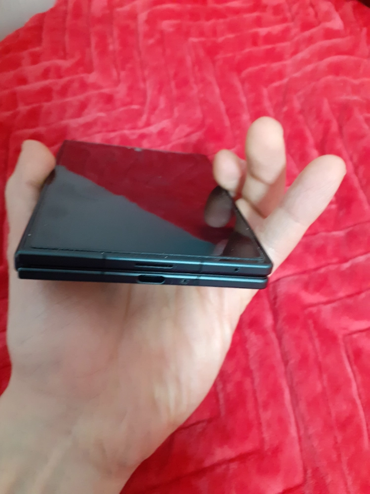 갤럭시 폴드8 256gb 자급제 그라파이트 풀박 이미지