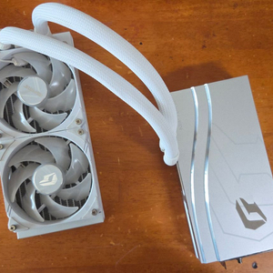 rtx4070ti 넵튠 박풀 팝니다 이미지