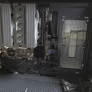 7800X3D 32GB 1TB 반본체 이미지