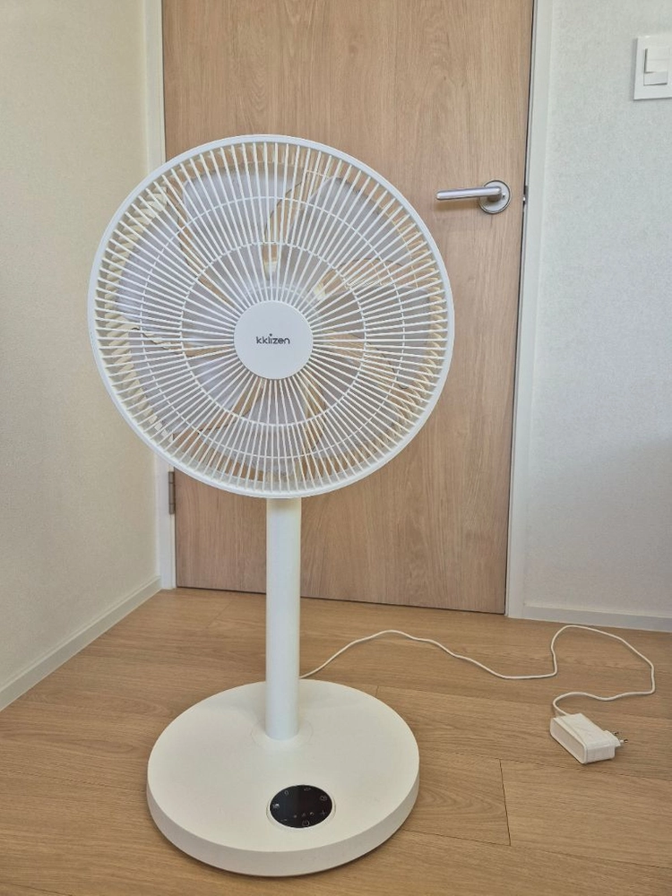 끌리젠 무선 선풍기 이미지