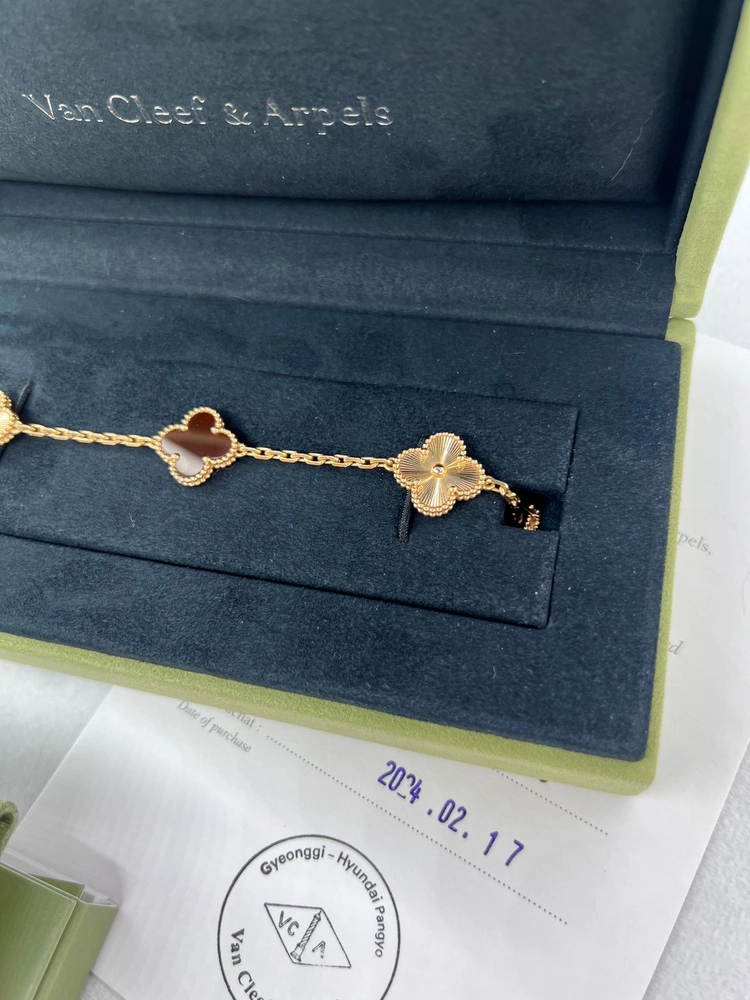 정품 반클리프 커넬리언 기요세 5모티브 팔찌 이미지