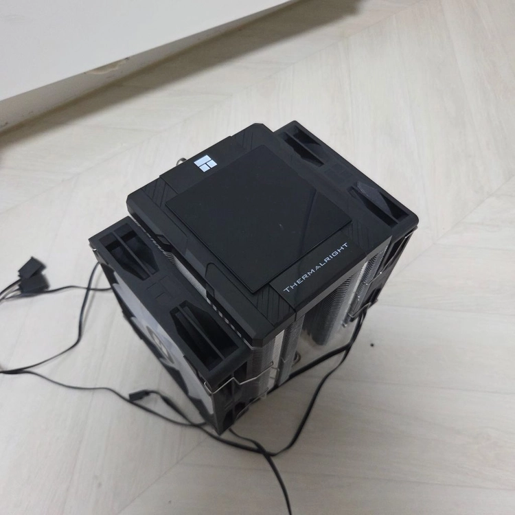 MSI MAG B460M +인텔 I7-10700F + 써멀라이트 쿨러 팝니다 이미지