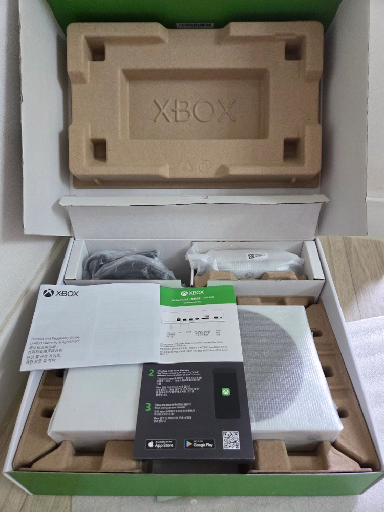 상태좋은 엑스박스 시리즈 S(엑시스 엑시에) Microsoft Xbox Series S (엑박시리즈 S) 이미지
